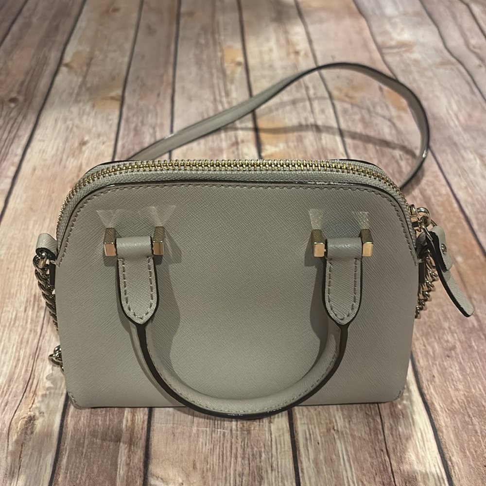 Kate Spade mini bag with gold hardware crossbody strap GUC - Picture 5 of 9